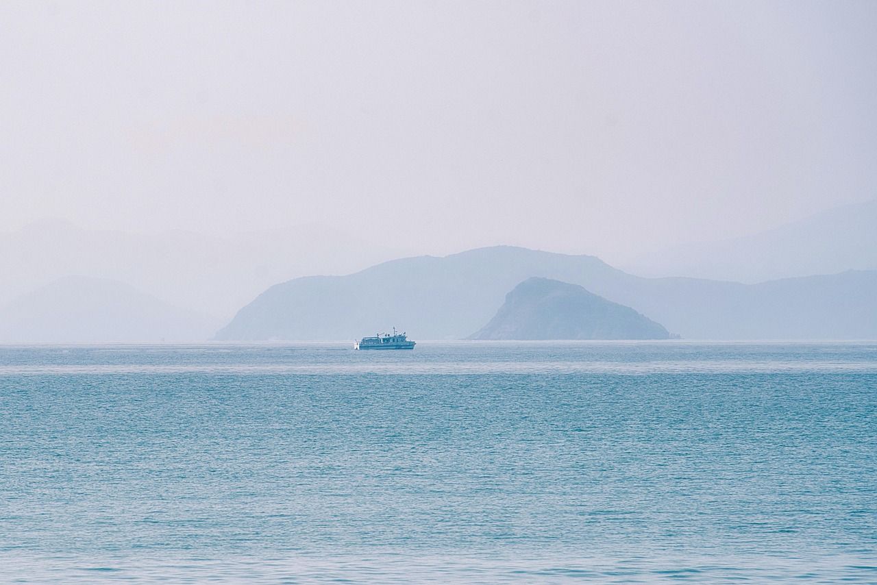découvrez le minimalisme : un art de vivre qui privilégie la simplicité, l’essentiel et l’harmonie pour une vie plus zen et épanouie.