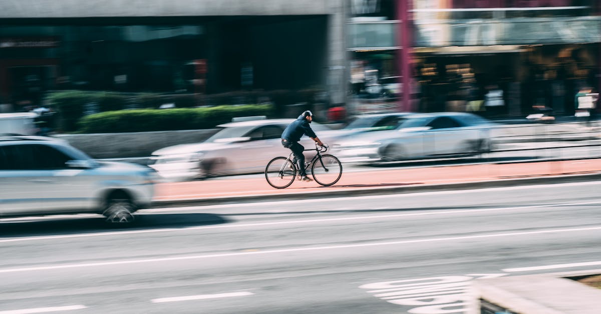 découvrez les principes de l'urbanisme durable, une approche innovante qui vise à créer des villes résilientes, écologiques et inclusives. explorez les solutions pour un développement urbain harmonieux, alliant qualité de vie et respect de l'environnement.