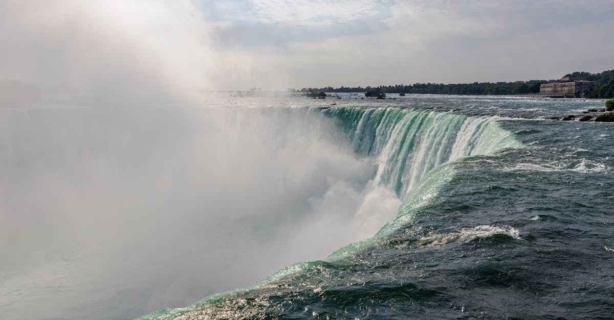 découvrez l'énergie hydraulique, une source d'énergie renouvelable et durable. apprenez comment l'hydroélectricité contribue à la transition énergétique et à la protection de notre environnement.