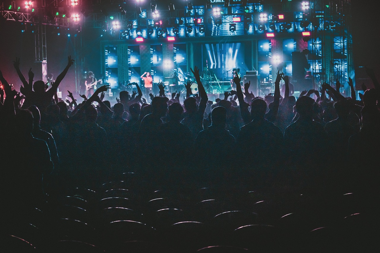 Le festival Hellfest : un regard critique sur son impact écologique selon les organisateurs
