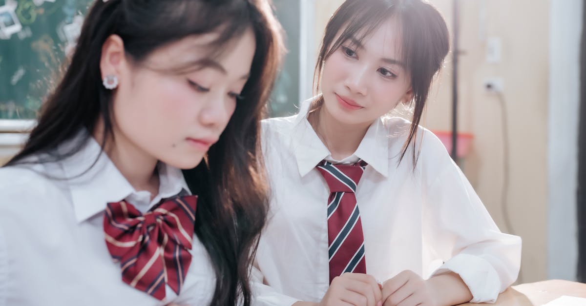 découvrez des ressources et des conseils sur l'éducation des jeunes. explorez les méthodes innovantes et les approches pédagogiques pour aider les jeunes à s'épanouir et à réussir dans leur parcours éducatif.