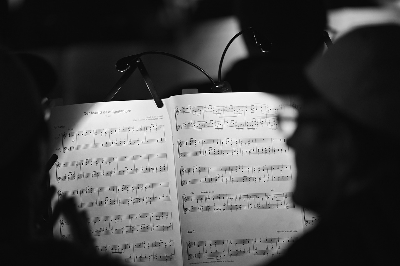 découvrez les festivals de musique incontournables qui animent la scène musicale française et internationale. plongez dans l'ambiance festive, vivez des performances inoubliables et laissez-vous emporter par des genres variés, des artistes émergents aux têtes d'affiche légendaires.