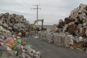 Obstacles et Défis de la Gestion des Déchets qui Freinent l’Économie Circulaire en Afrique Subsaharienne