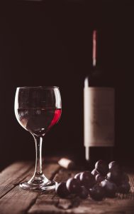 L’impact écologique d’un vin influe moins sur sa valorisation que la juste compensation pour son producteur