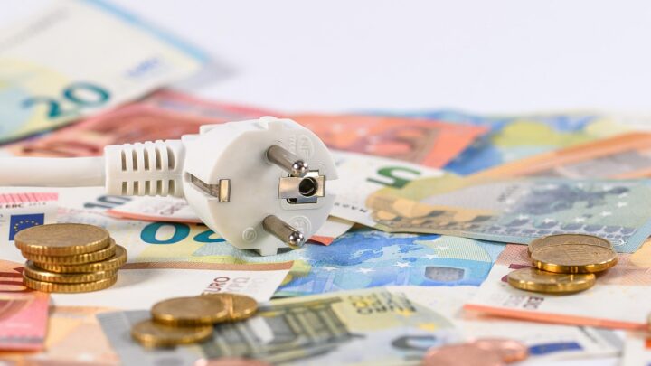 d&eacute;couvrez les principes et les pratiques d'une &eacute;conomie durable, visant &agrave; concilier croissance &eacute;conomique, protection de l'environnement et &eacute;quit&eacute; sociale pour un avenir responsable et prosp&egrave;re.