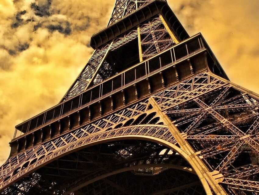 d&eacute;couvrez les enjeux et perspectives qui fa&ccedil;onneront l'avenir de la france dans un monde en constante &eacute;volution.
